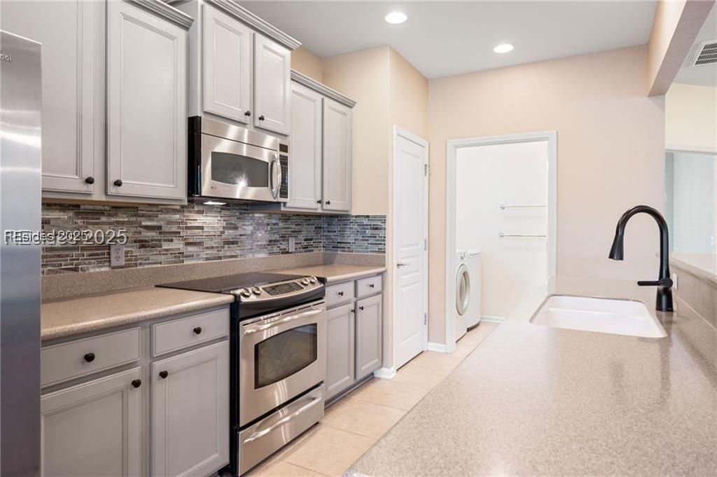 107 Thomas Bee Drive