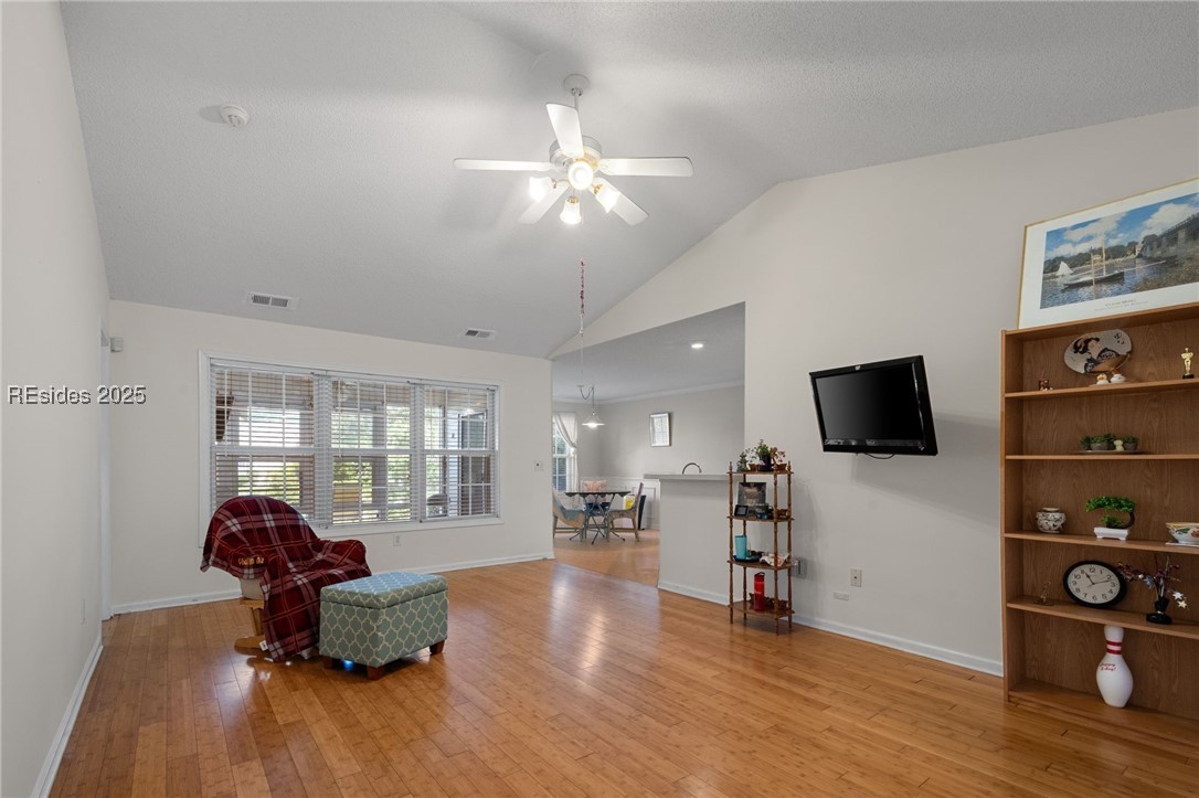7 Lake Linden Drive