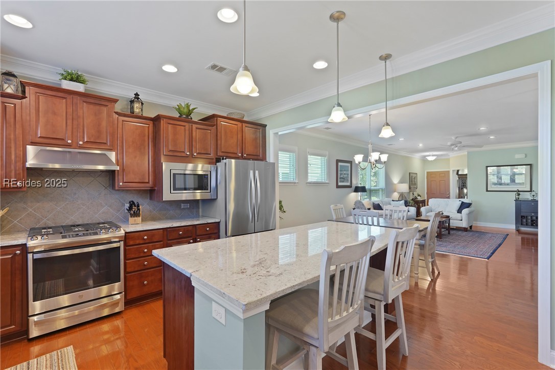 2190 Freshwater Ln