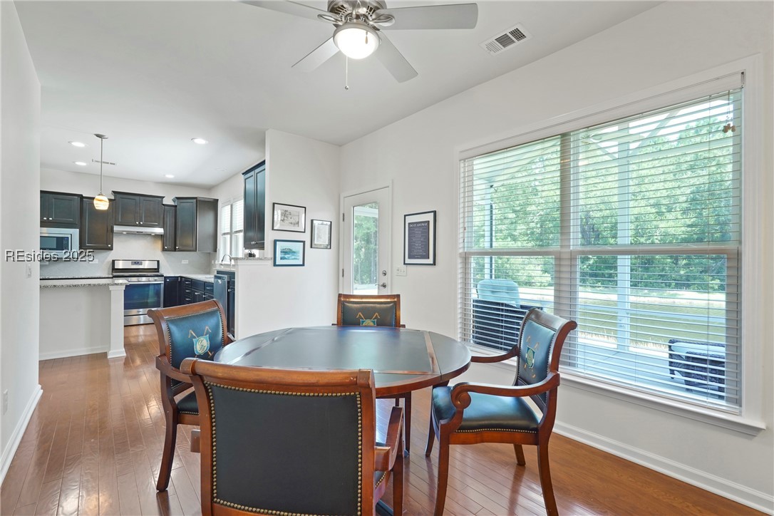 733 Gleneagle Court