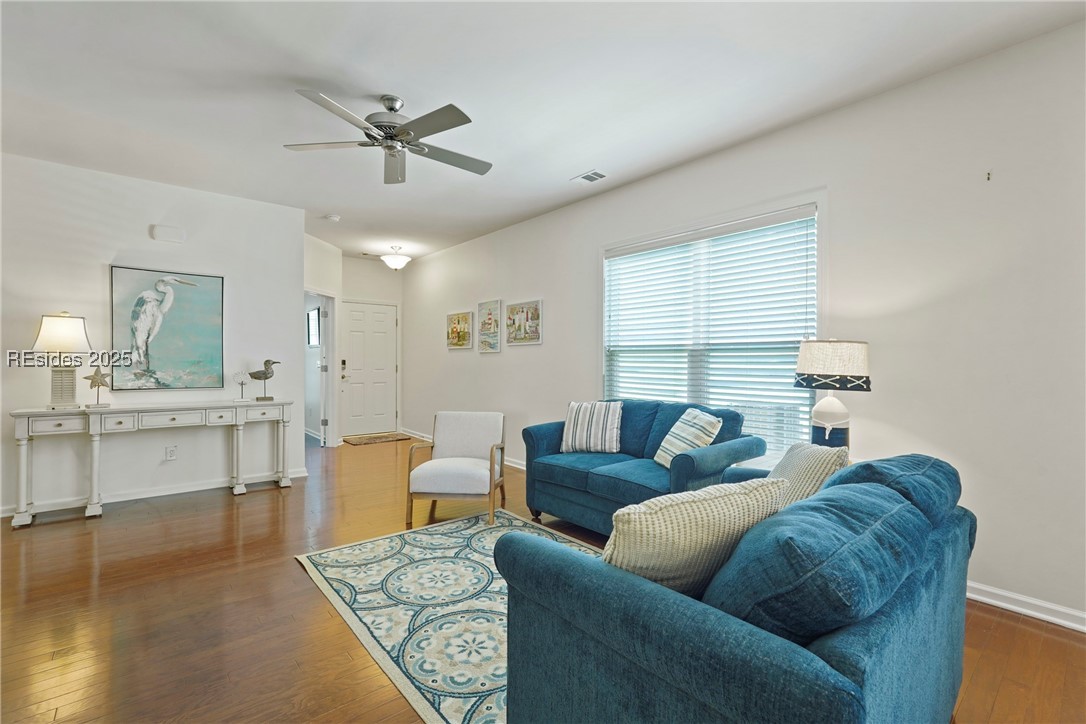 733 Gleneagle Court
