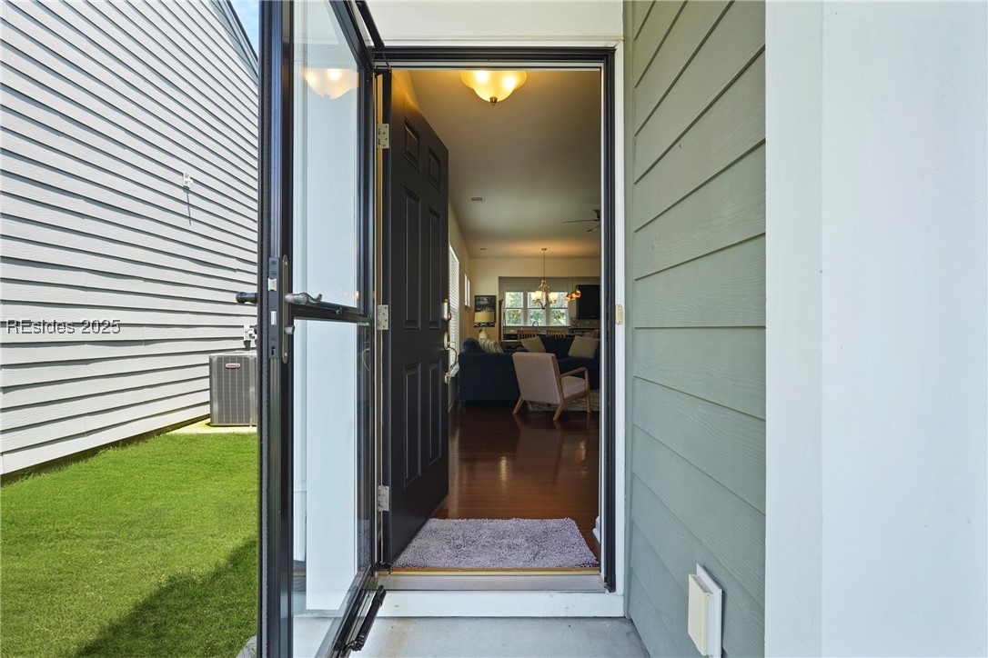 733 Gleneagle Court