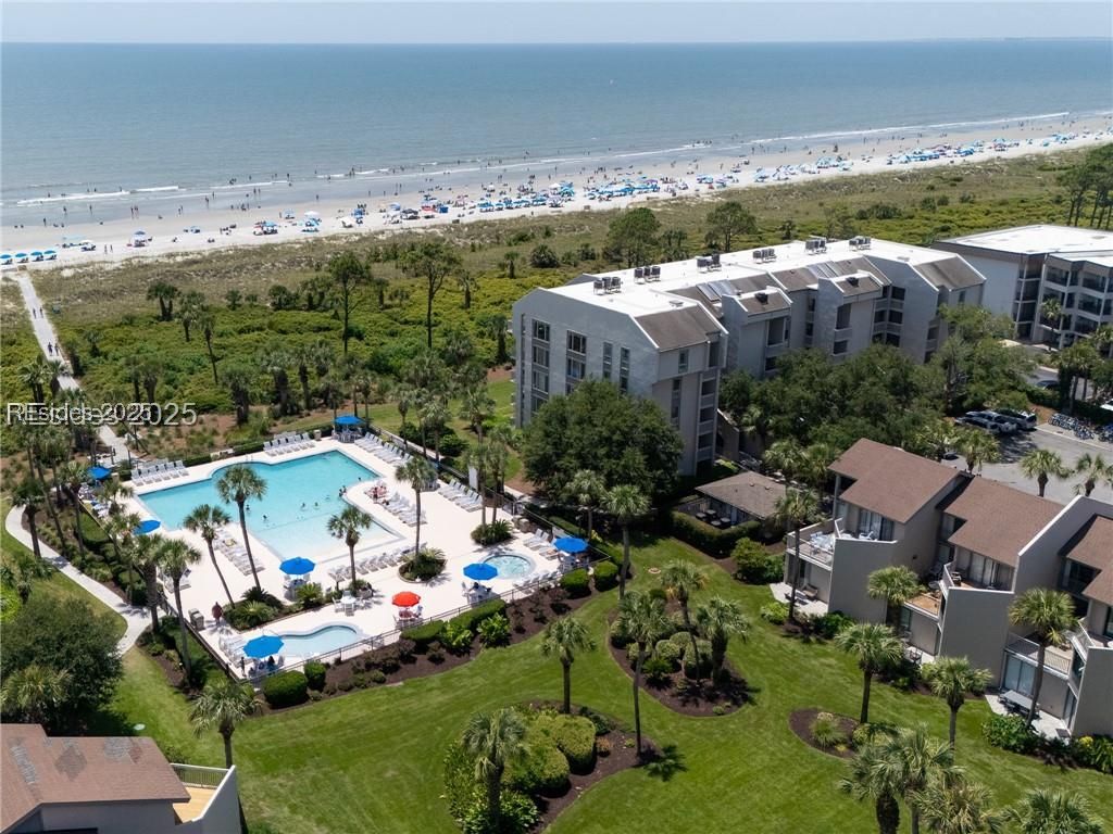 21 S Forest Beach Drive Unit: 210