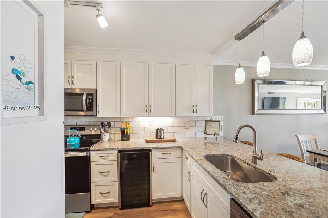 21 S Forest Beach Drive Unit: 210