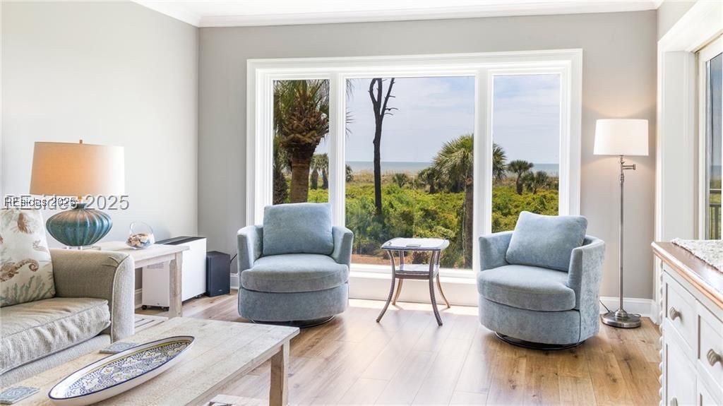 21 S Forest Beach Drive Unit: 210