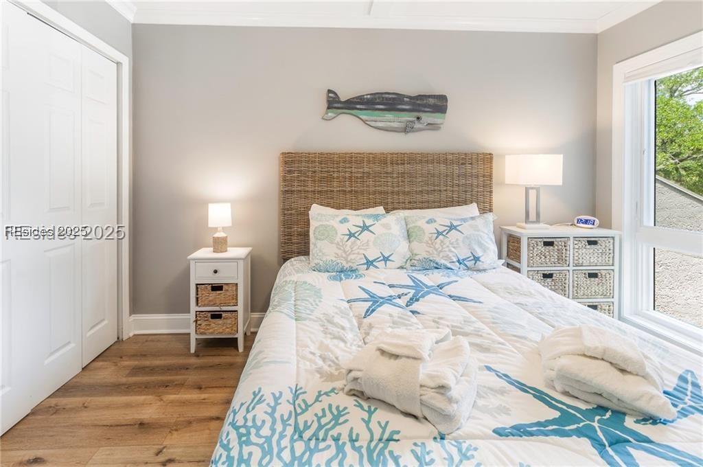 21 S Forest Beach Drive Unit: 210