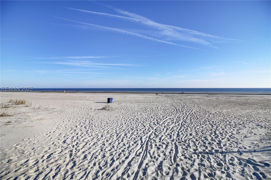 21 S Forest Beach Drive Unit: 210