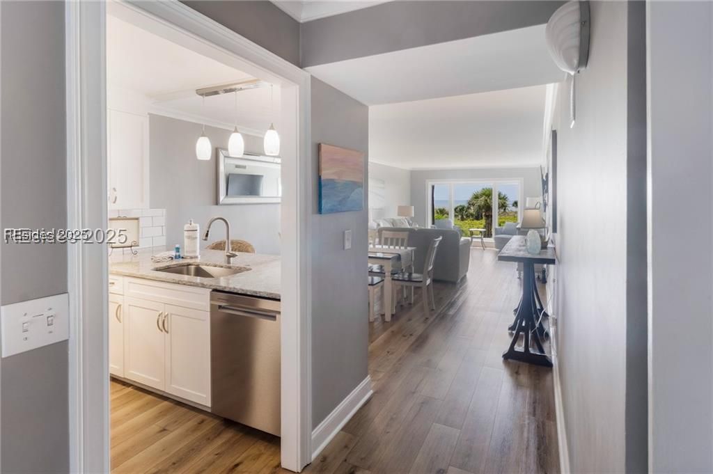 21 S Forest Beach Drive Unit: 210