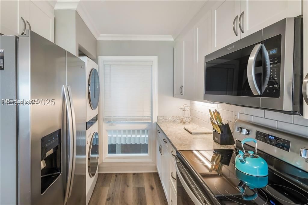 21 S Forest Beach Drive Unit: 210