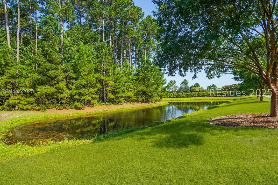 204 Mystic Point Drive