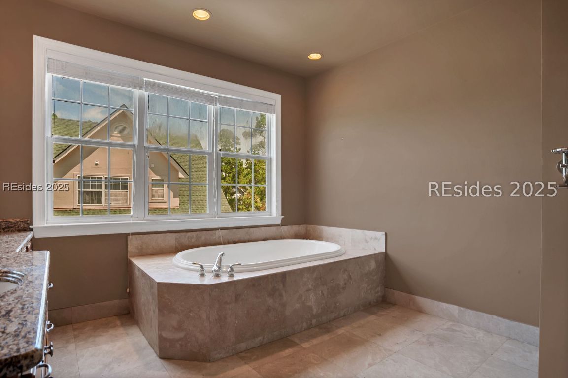 46 Pointe South Trace