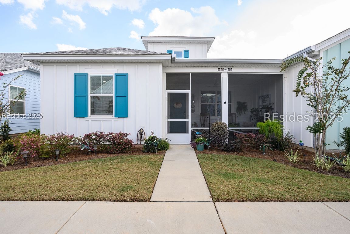 1529 Shoreside Drive Unit: 101