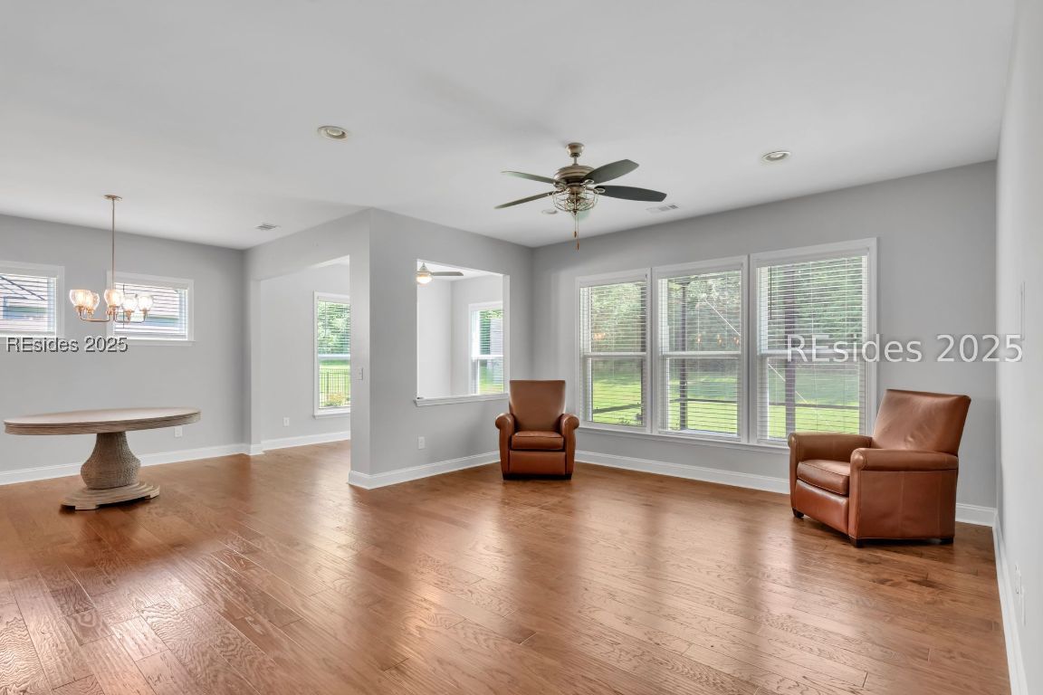 35 Heathrow Avenue