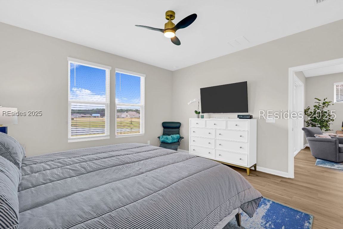 412 Aurora Way