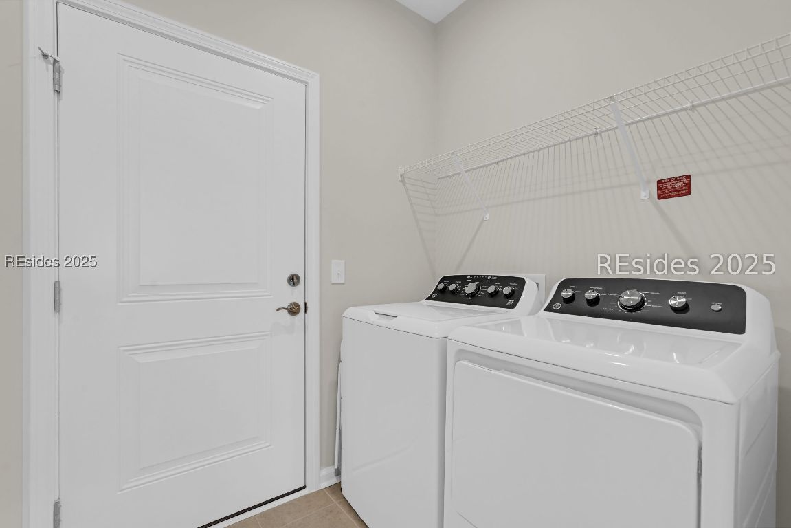 412 Aurora Way
