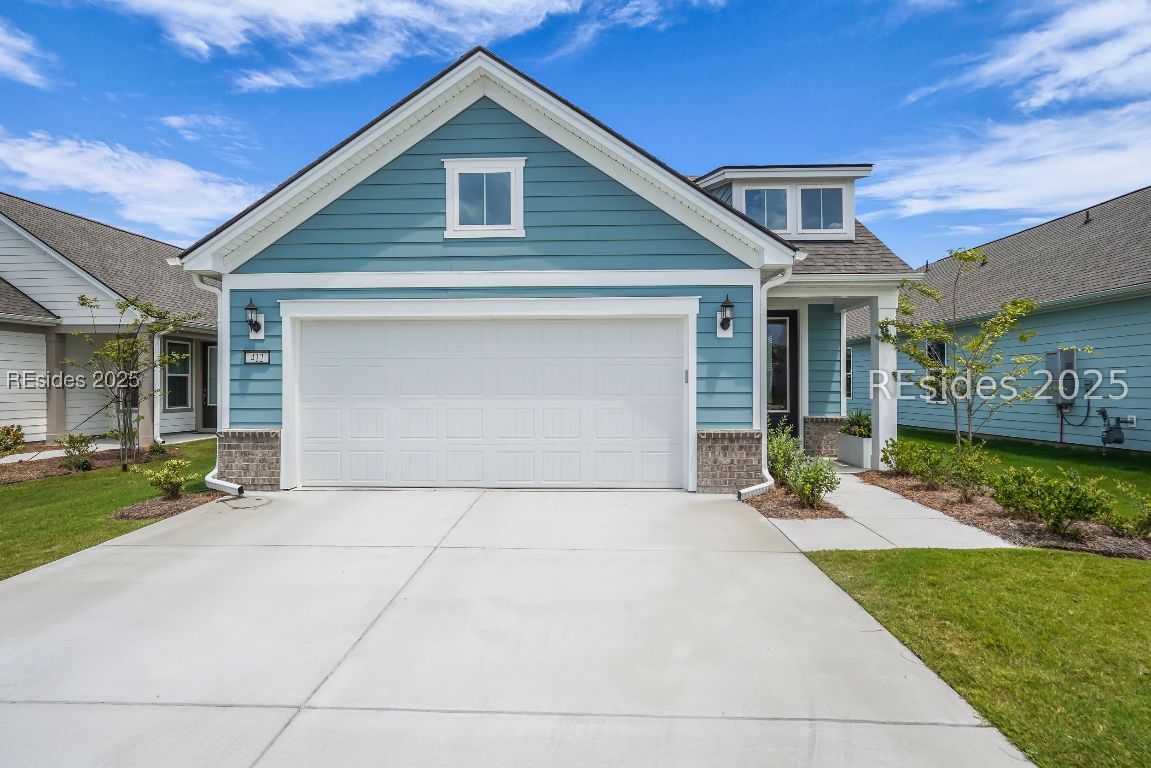 412 Aurora Way