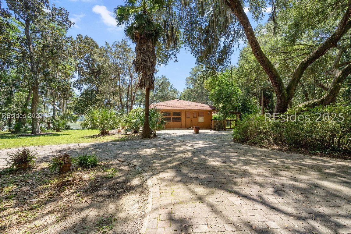 824 Knowles Island Road