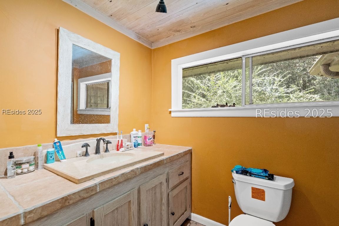 824 Knowles Island Road