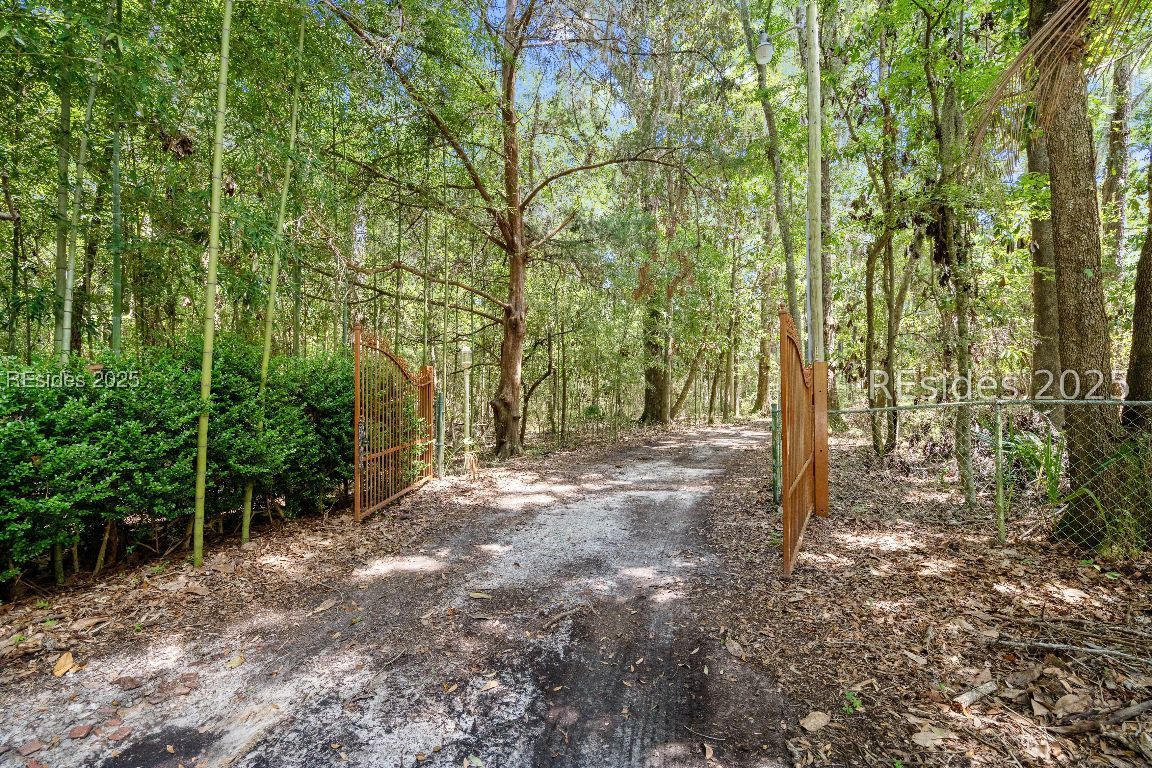 824 Knowles Island Road