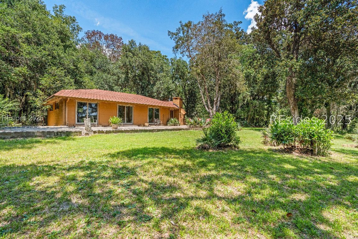 824 Knowles Island Road