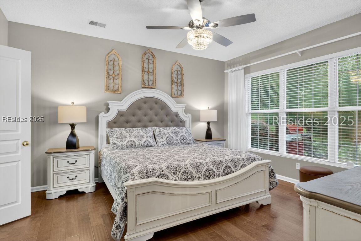 70 Nightingale Lane