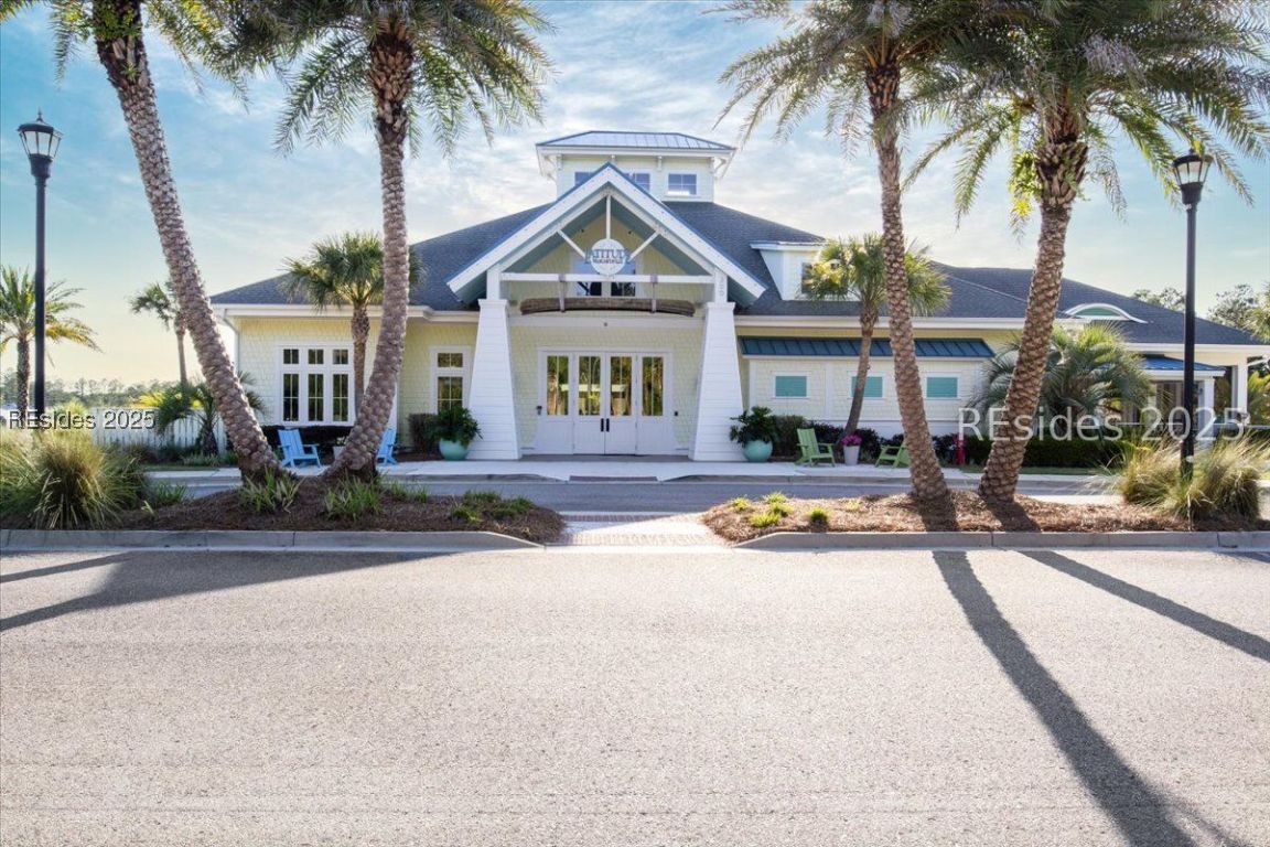 305 Caribbean Soul Avenue Unit: 101