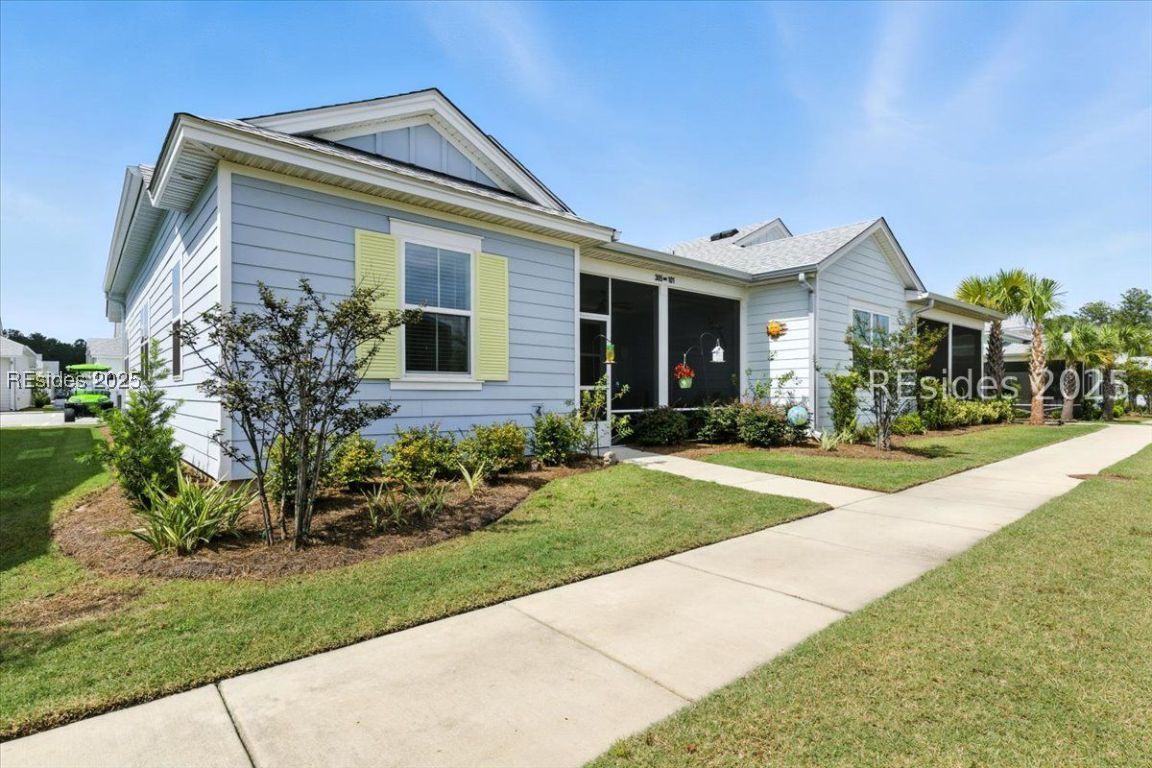 305 Caribbean Soul Avenue Unit: 101
