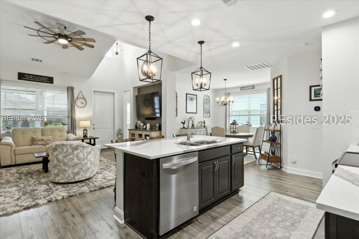 305 Caribbean Soul Avenue Unit: 101