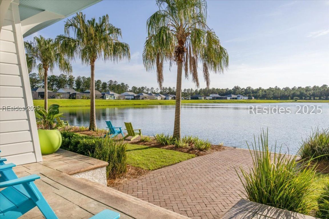 305 Caribbean Soul Avenue Unit: 101