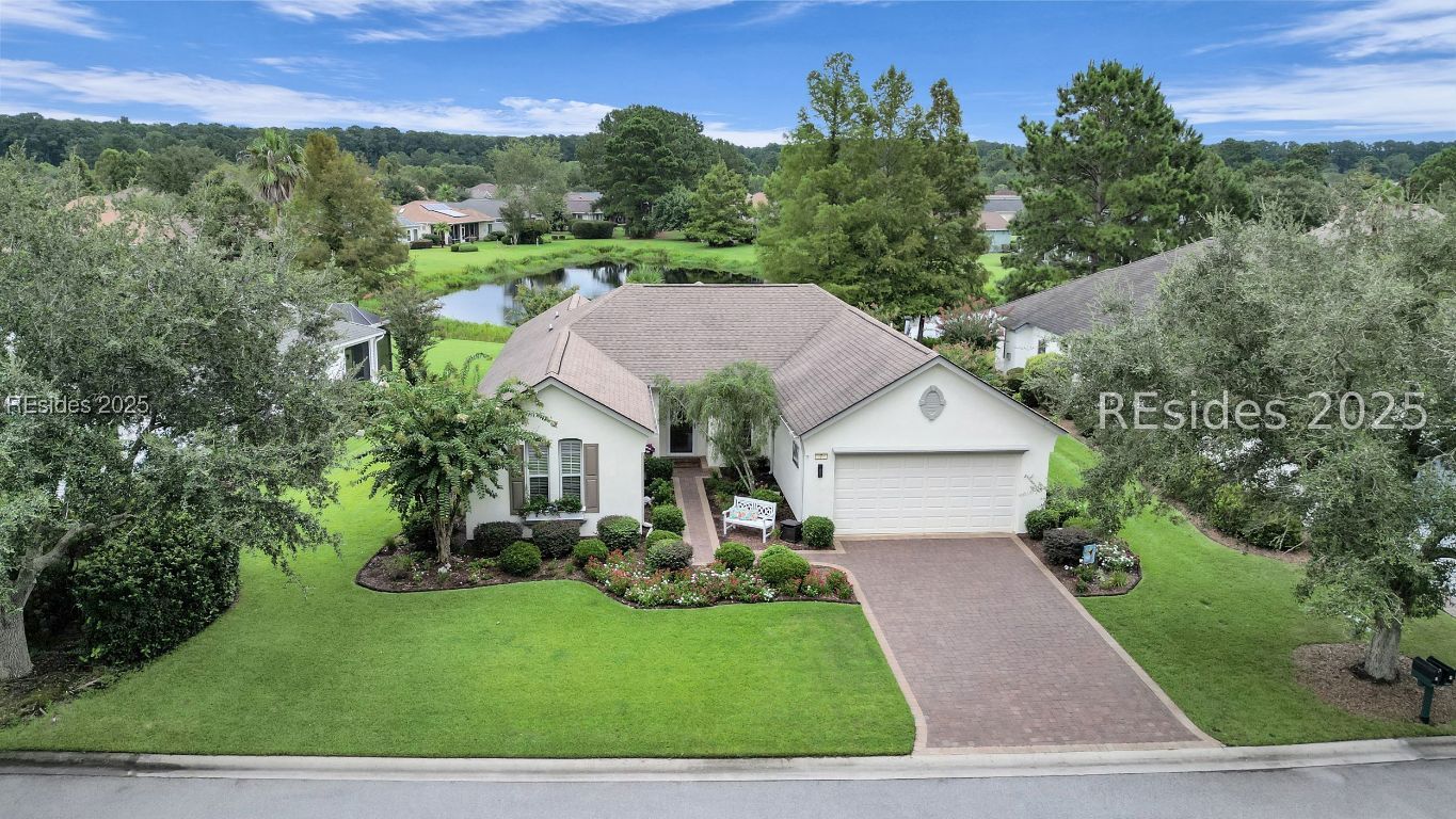 7 Plymouth Lane