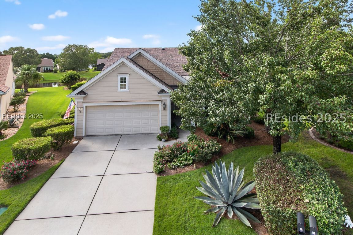 21 Pinedrop Court