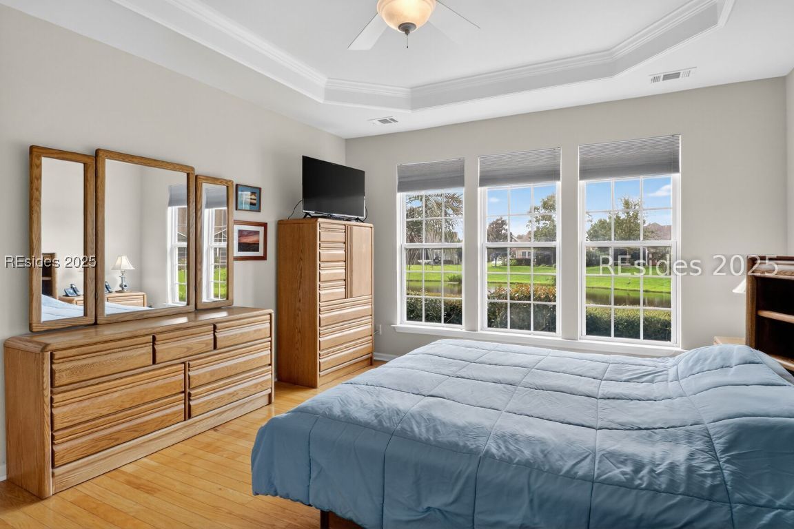 21 Pinedrop Court