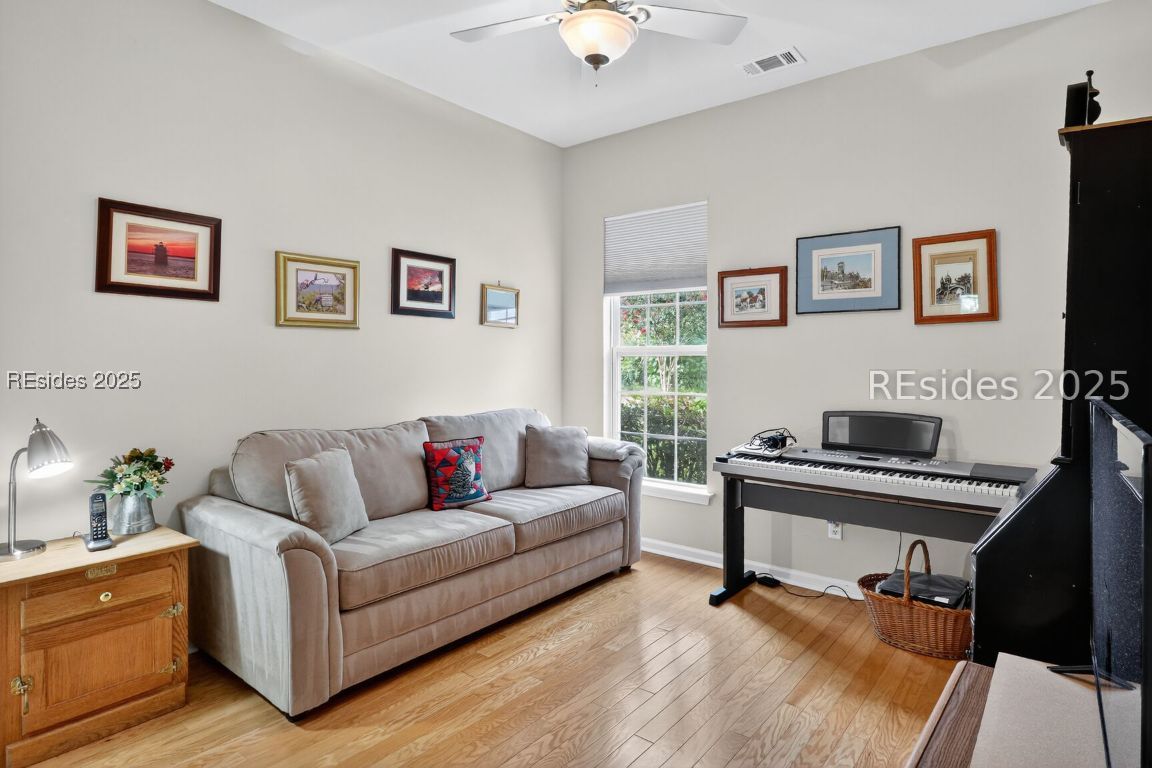 21 Pinedrop Court