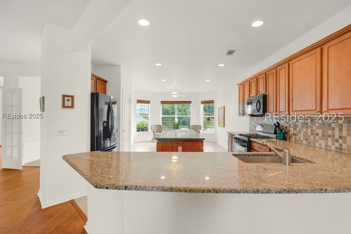 128 Landing Lane