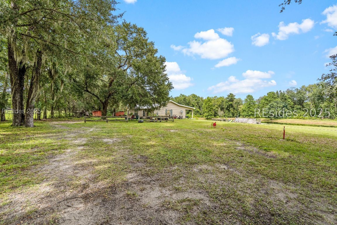 10692 Grays Highway