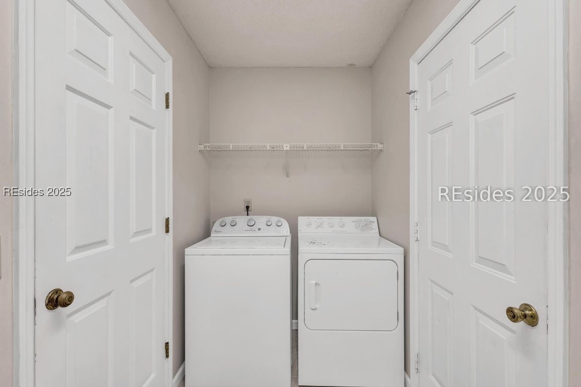 232 White Oaks Circle