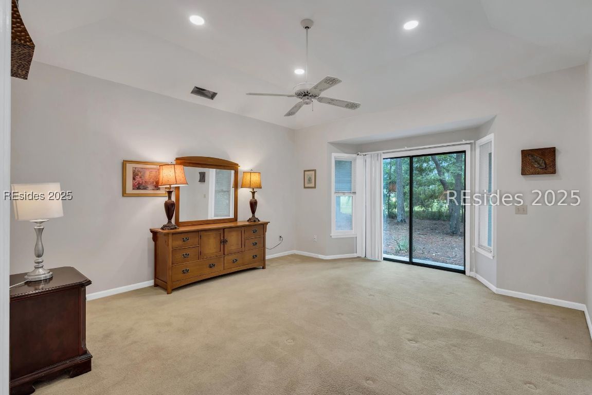 232 White Oaks Circle
