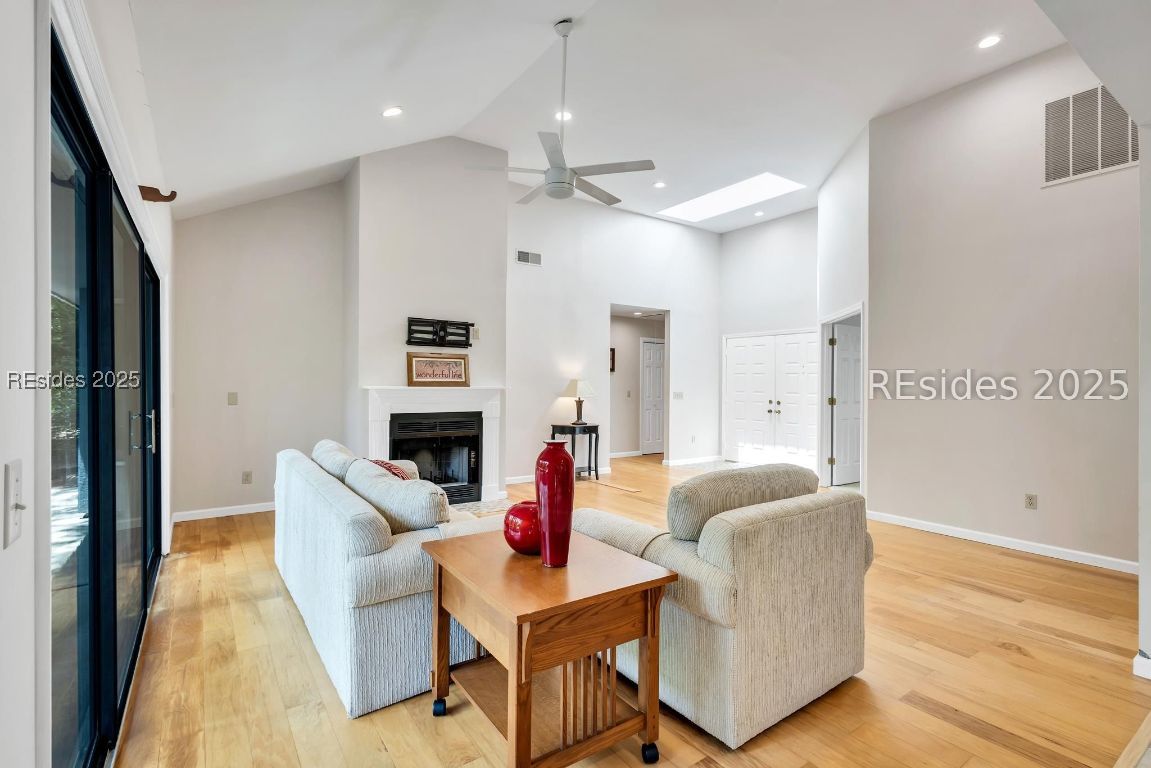 232 White Oaks Circle