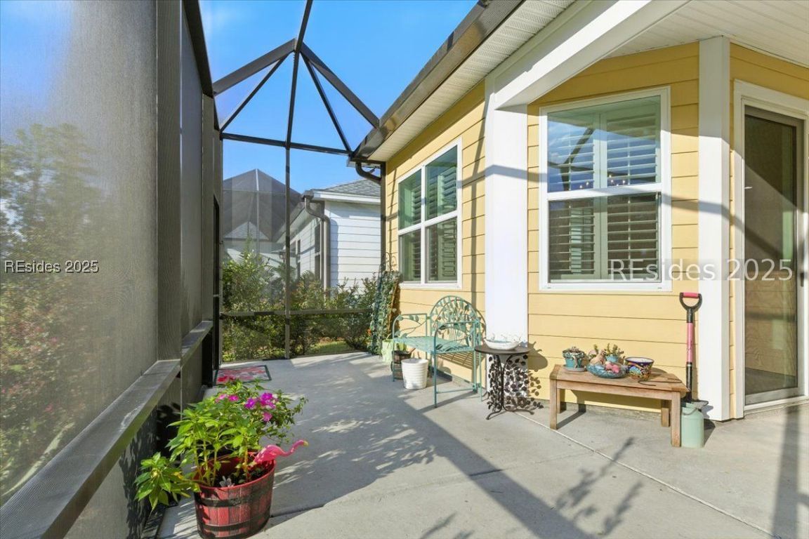 1048 Tiki Terrace