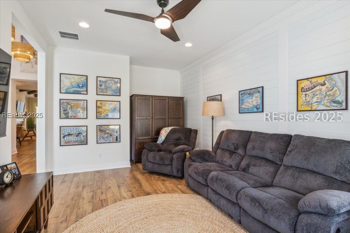102 Starfish Place
