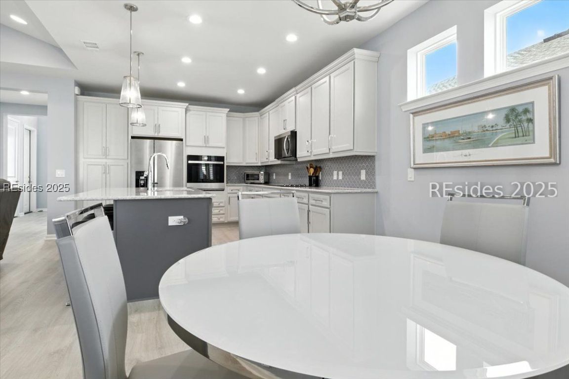 199 Horizon Court