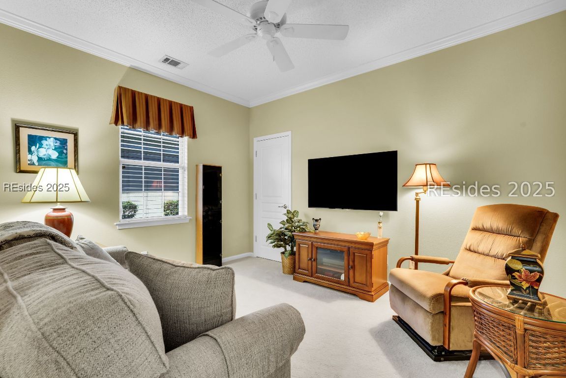 52 Kings Creek Drive