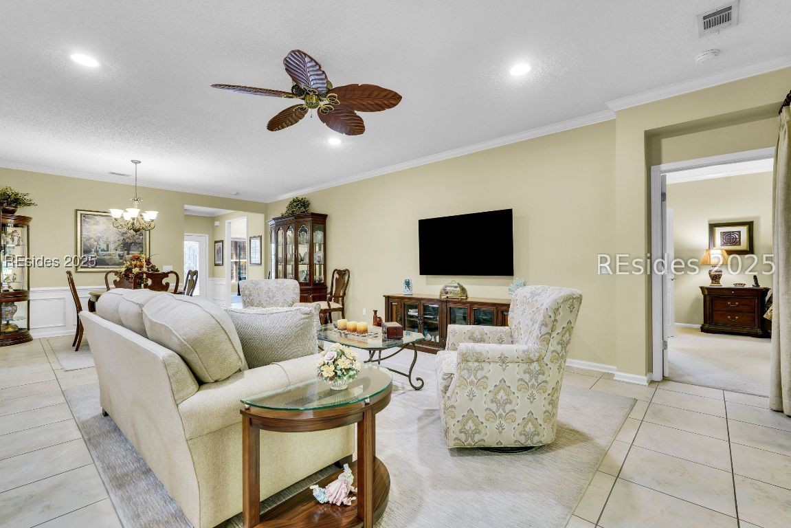 52 Kings Creek Drive