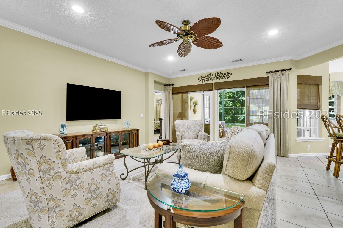 52 Kings Creek Drive