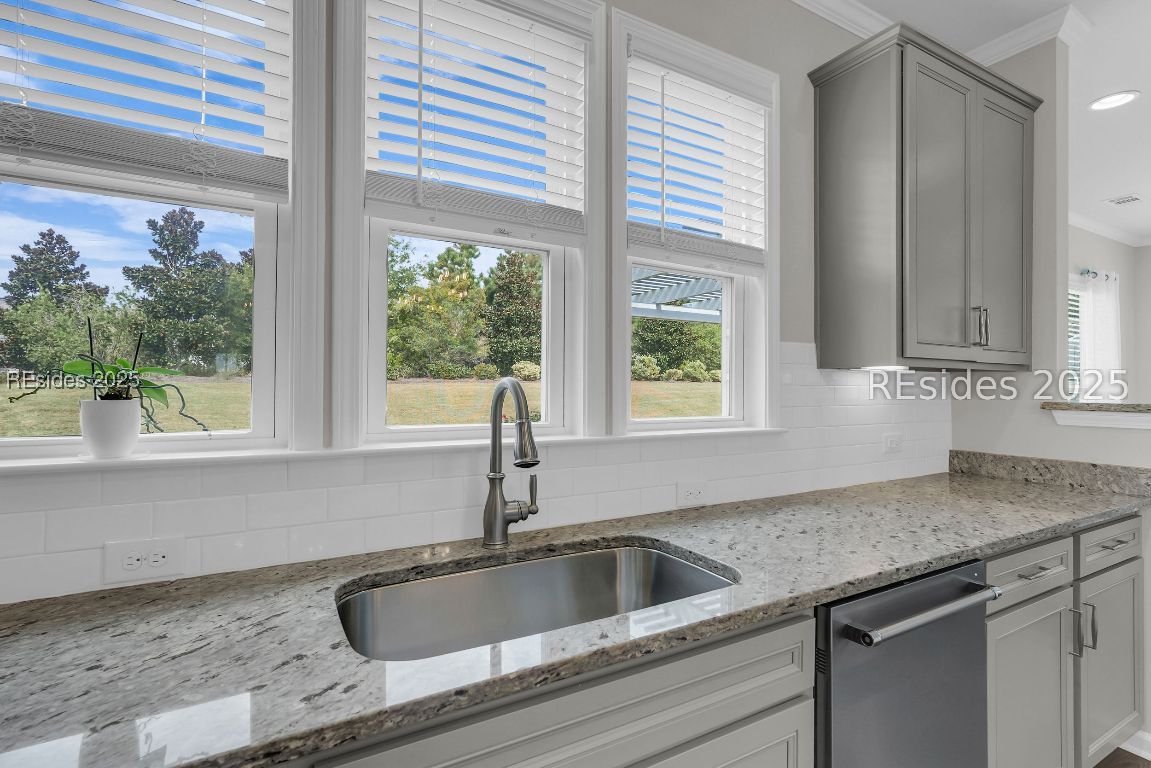 15 Turnberry Court