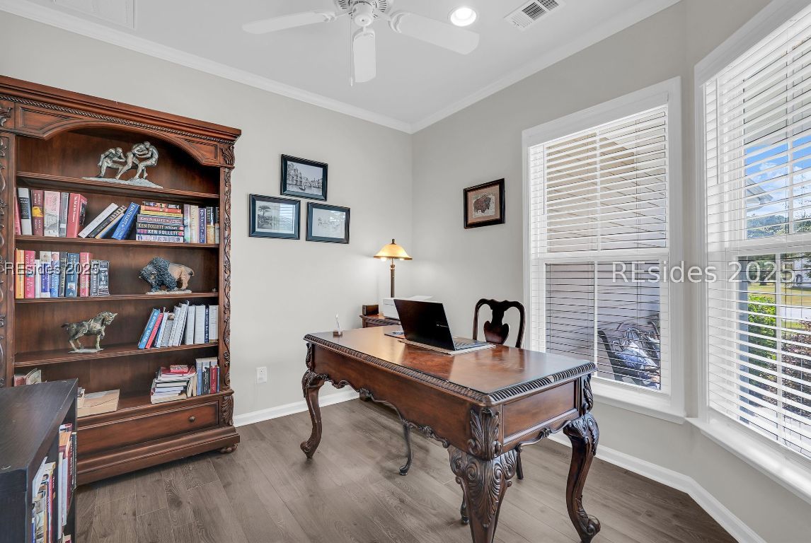 15 Turnberry Court