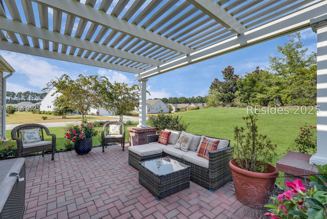 15 Turnberry Court