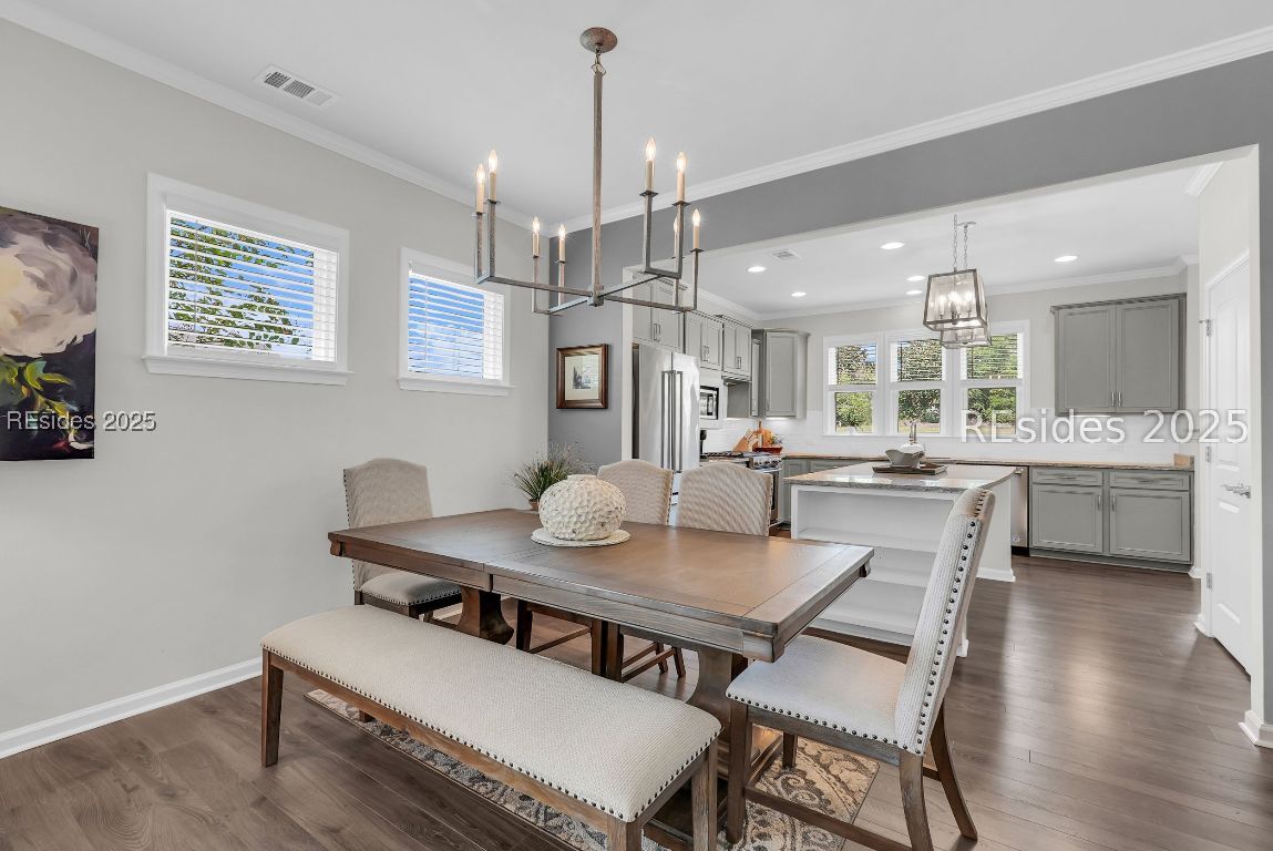 15 Turnberry Court
