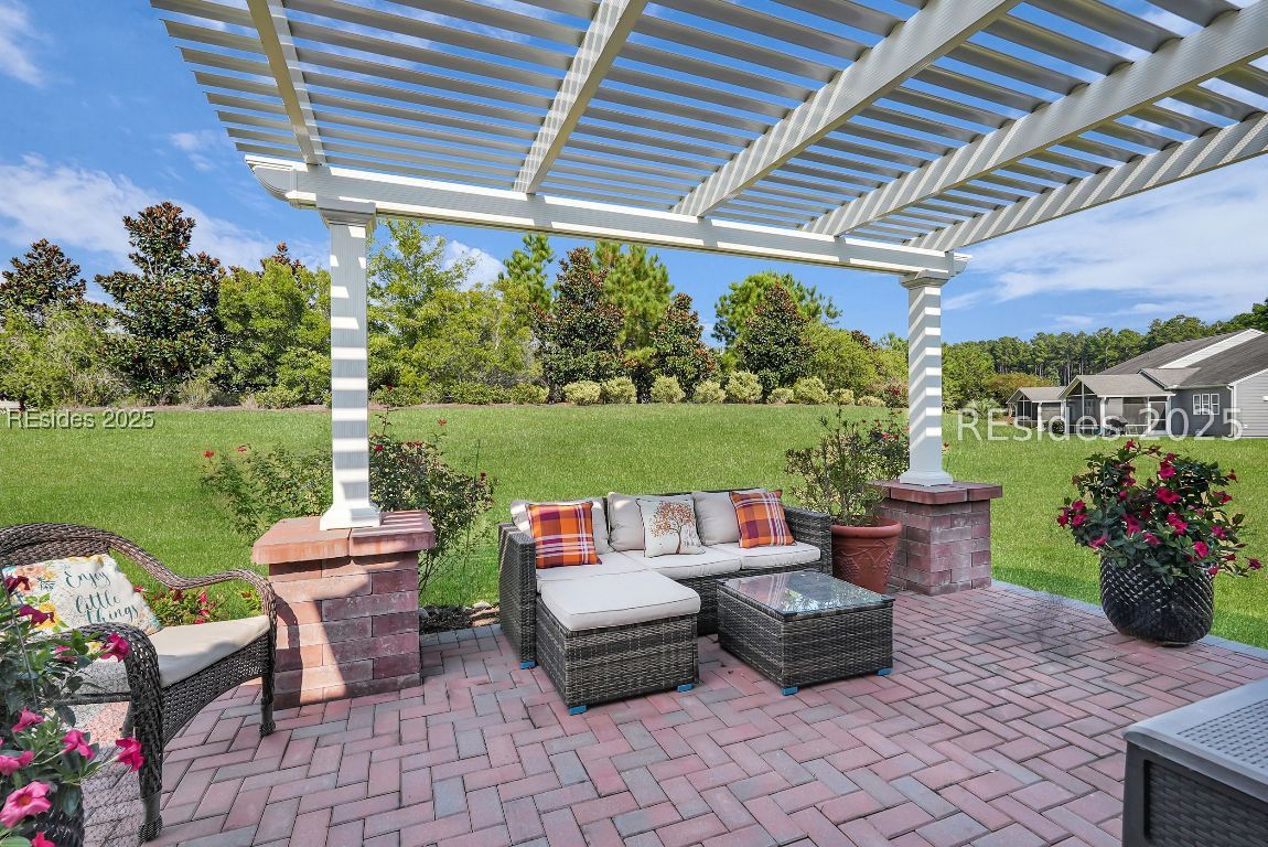 15 Turnberry Court