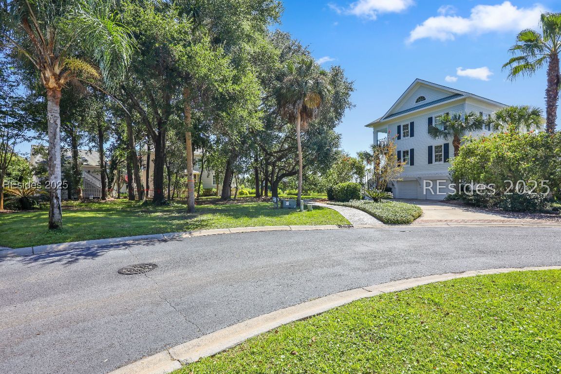 25 Mossy Oaks Lane